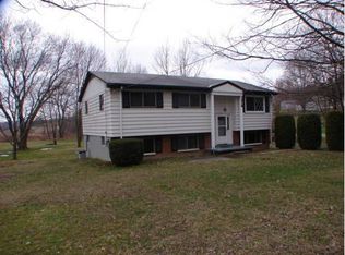 1216 Old State Rd, Apollo, PA 15613