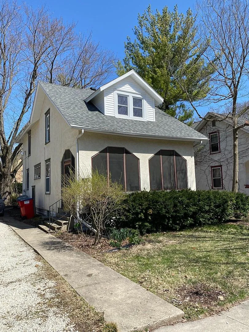 714 W White St photo 1