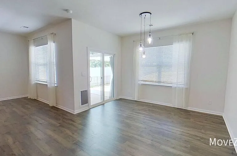 1131 Staghorn Ave — Photo 20