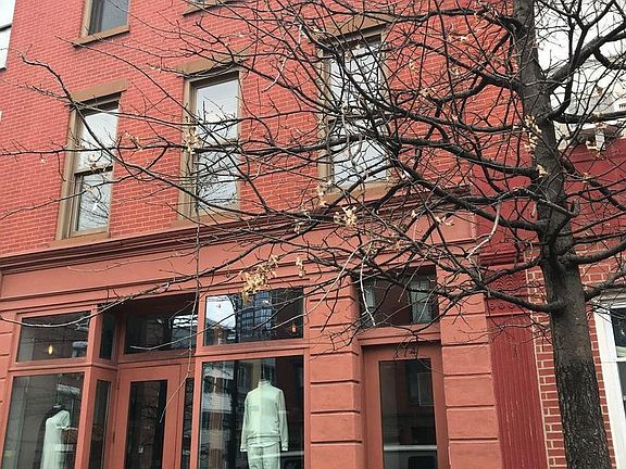 4th image of 174 Franklin St #3