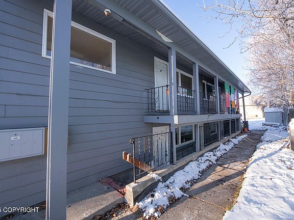 2nd image of 935 E 13th Ave