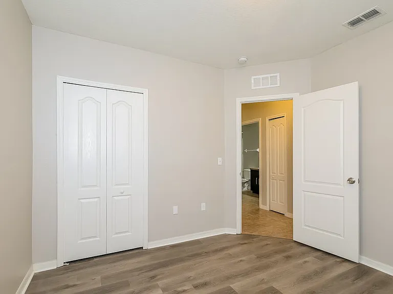 4804 Ashurst St — Photo 13