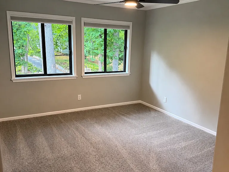 23 Lake Dr #F8 — Photo 11