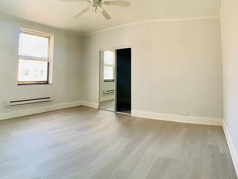 ANGELUS APARTMENTS — Photo 29