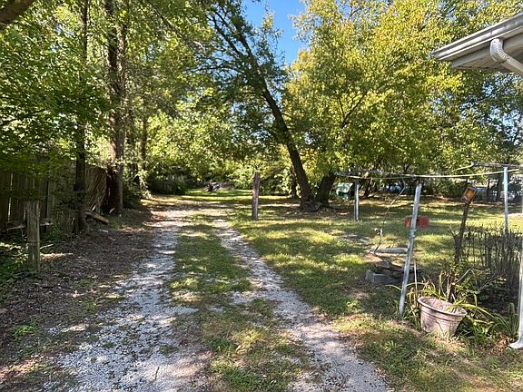 3rd image of 2458 S 12600e Rd