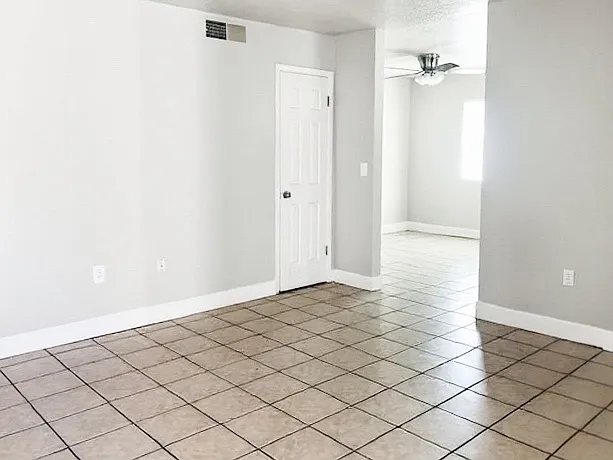 3142 E Cicero St #D202 — Photo 7