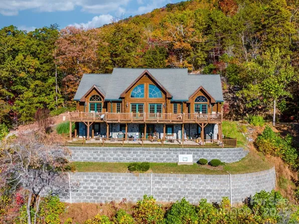 2464 Bridle Ridge Way, Lenoir, NC 28645