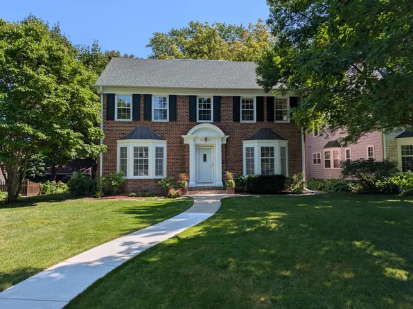 3721 Glenhurst Ave S, Saint Louis Park, MN 55416