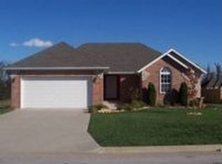 5552 S Aspen Dr, Battlefield, MO 65619
