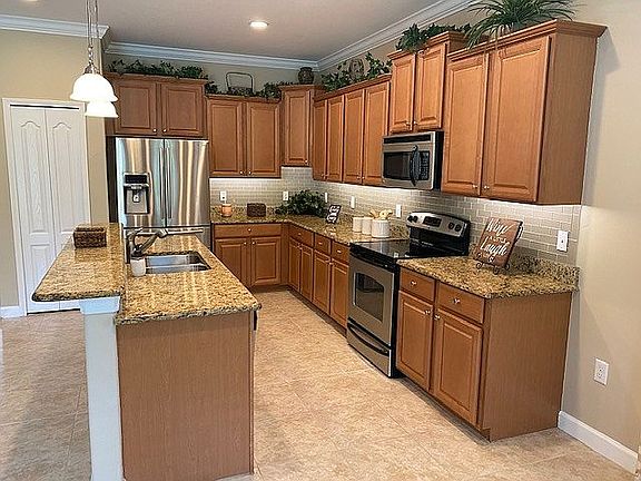 5th image of 4367 Stoney River Dr