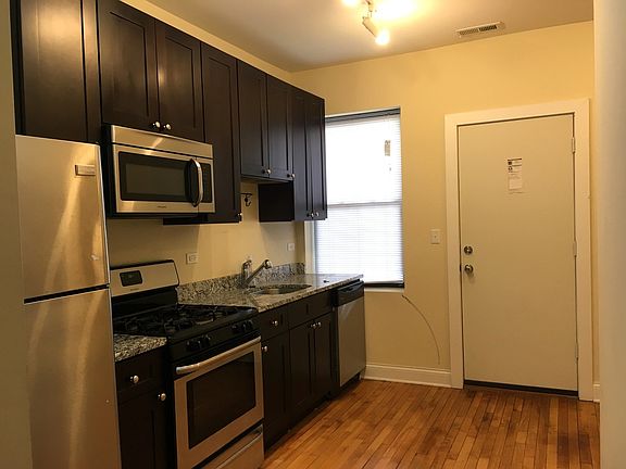 5th image of 5001 N Sawyer Ave #3214-3