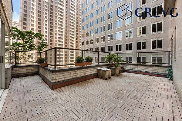 Rented by Global Real Estate Ventures Group LLC | media 10