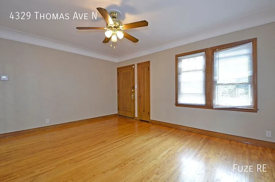 Beautifully updated 2-Bed 1-Bath Unit in Minneapolis - Available Now! — Photo 4