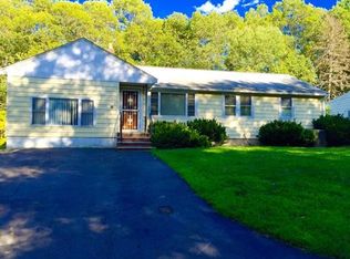 95 Central Dr, Stoughton, MA 02072