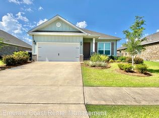 785 Cornelia St, Freeport, FL 32439