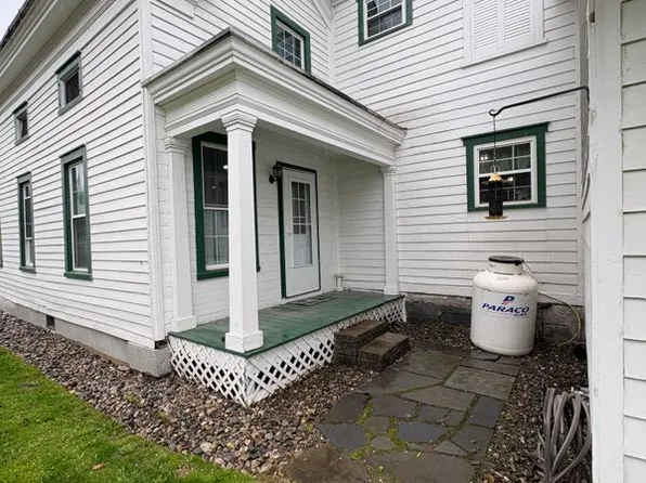 152 Grand St APT 2, Schoharie, NY 12157