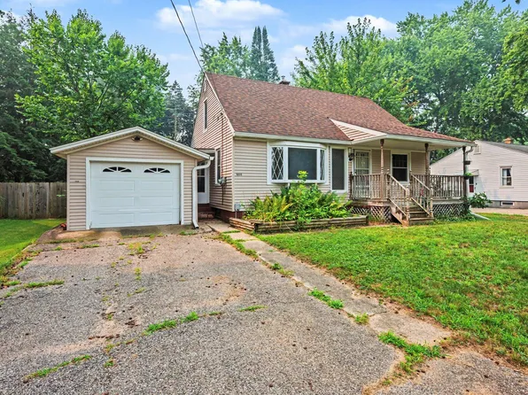 1050 Bloomfield Ave, Plainwell, MI 49080