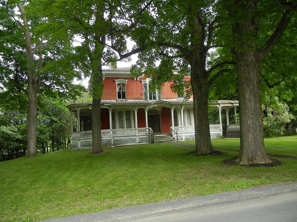 59 Oak St, Champlain, NY 12919 Zillow