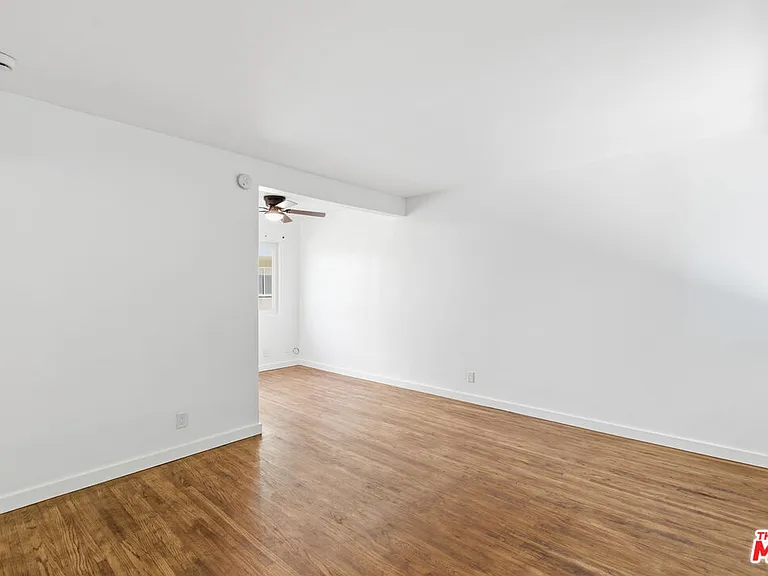 4921 Coldwater Canyon Ave #3 — Photo 3