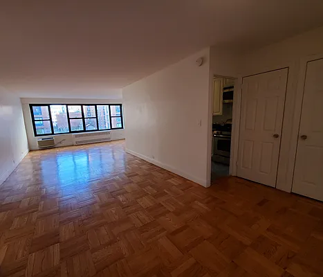 Rented by Corcoran | media 11