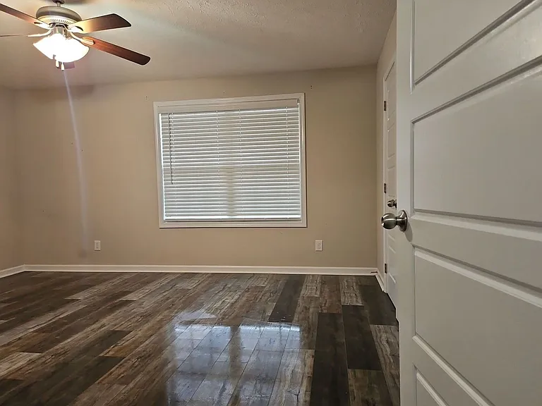 125 Melbourne Dr — Photo 9