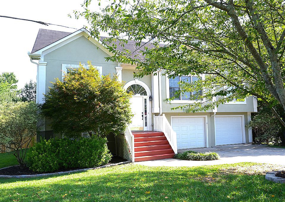 1st image of 4732 Julian Way
