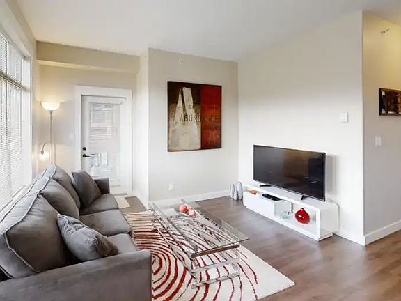 3rd image of 755 McGill Rd #401