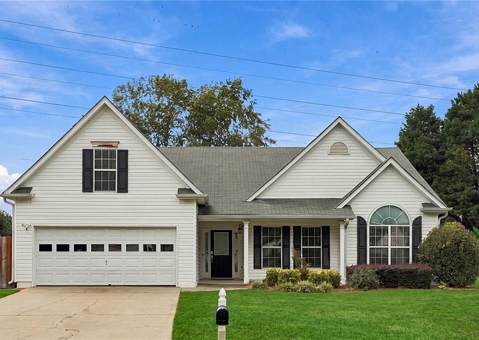 1st image of 3338 Woodtree Ln