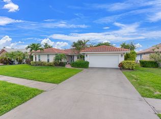 20202 Back 9 Dr, Boca Raton, FL 33498