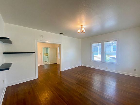 5th image of 2800 Dancy St