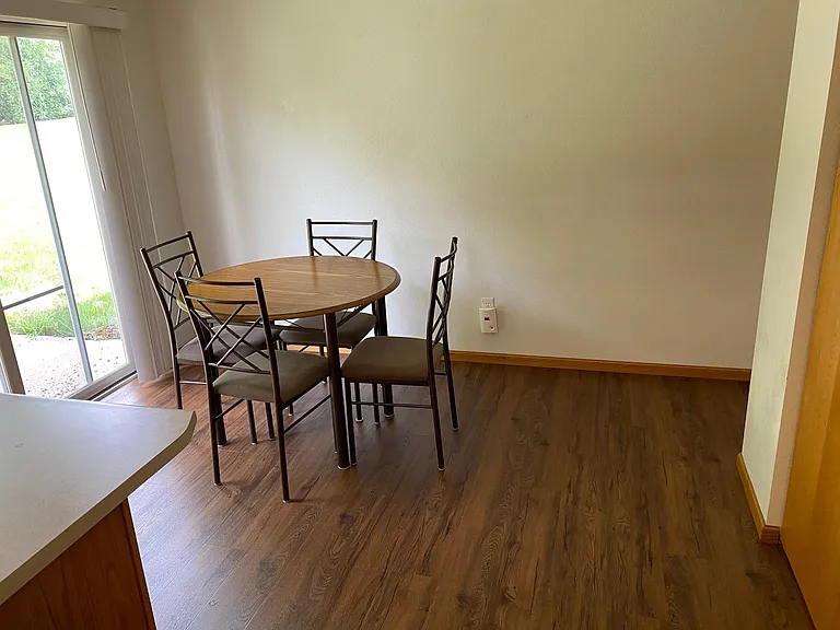 436 Broderick Dr NE — Photo 11