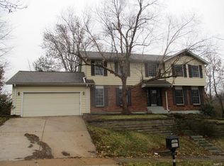 14986 Claymont Estates Dr, Chesterfield, MO
