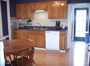 1030 W Maple St, Valley View, PA 17983