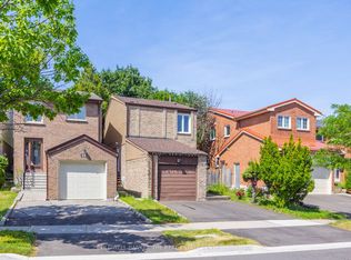 23 Riviera Dr W, Vaughan, ON L4K 2H9