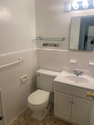 Rented by CitySites Real Estate Group | media 8