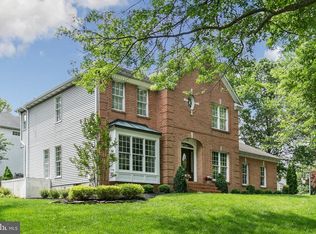 10301 Greenbriar Ct, Ellicott City, MD 21042