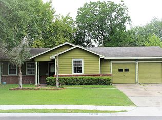 7806 Bintliff Dr, Houston, TX 77074