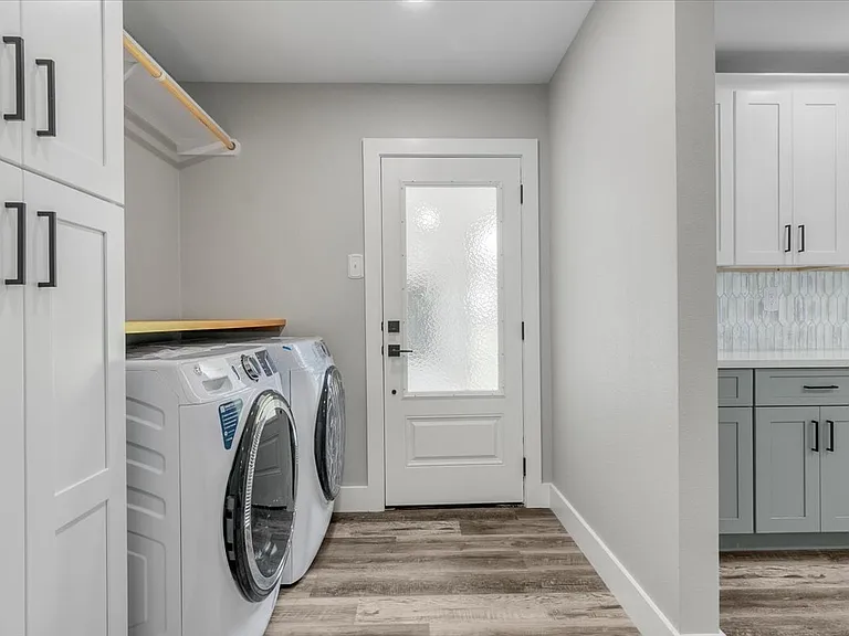 4615 Barton Ln — Photo 27