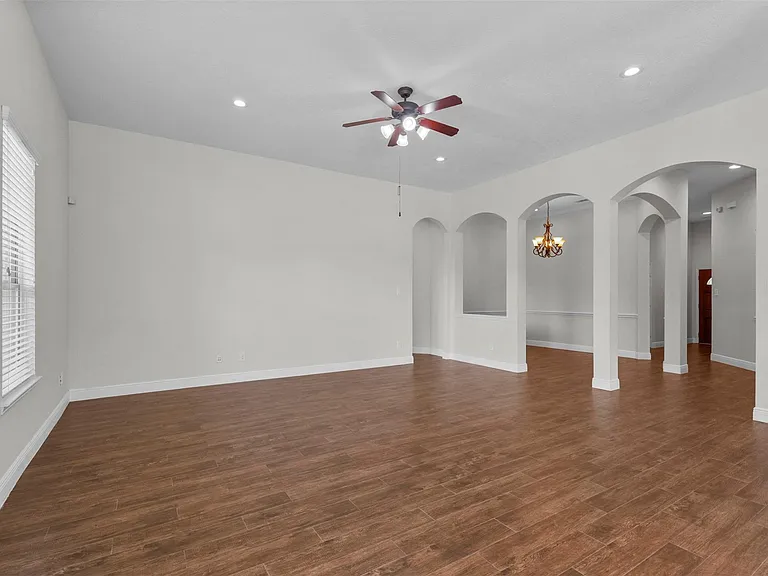 2558 Marufo Vega Dr — Photo 8