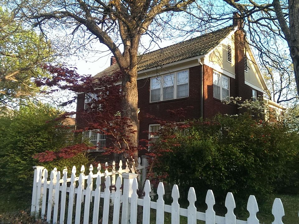 1928 Tudor style home completely updated by architect and h