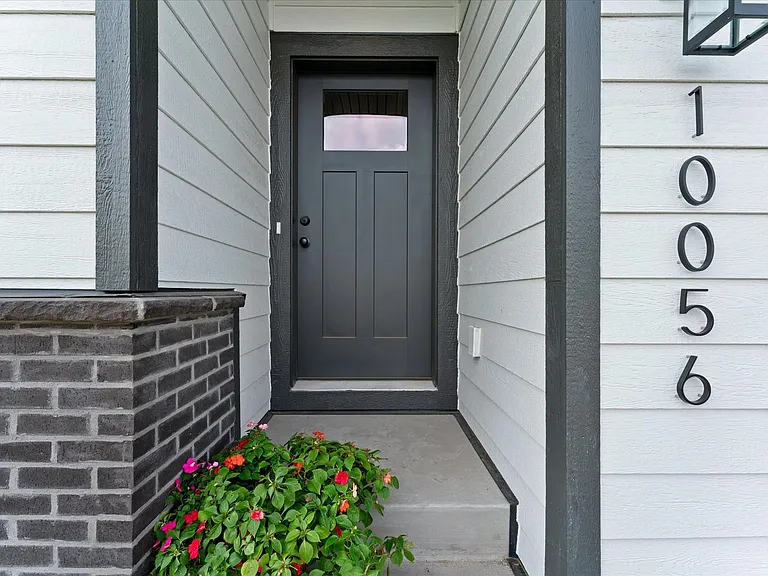 Acclaim of Woodbury Modern Living, Thoughtfully Designed — Photo 73