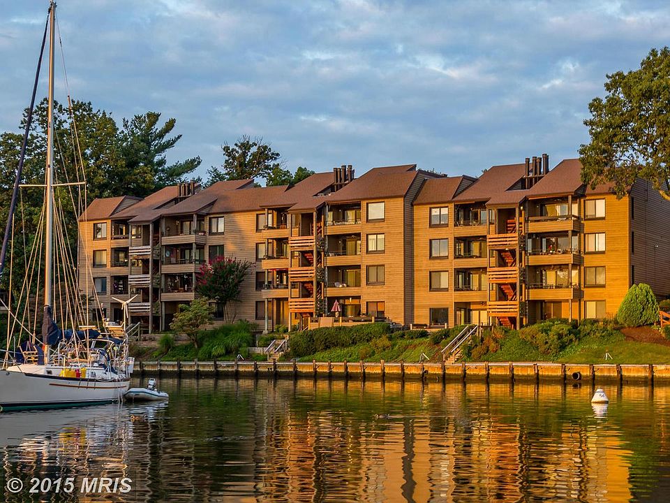 1st image of 14 President Point Dr Unit A3