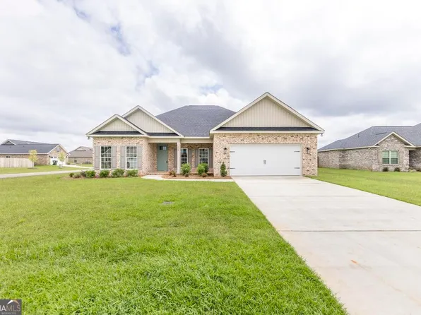 224 Otters Ridge Dr, Kathleen, GA 31047