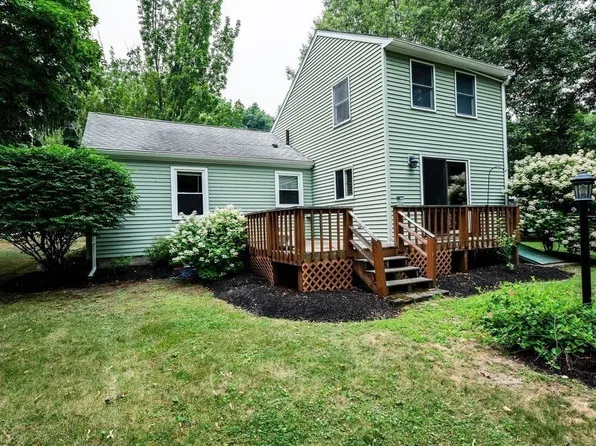 1083 Edgell Rd, Framingham, MA 01701