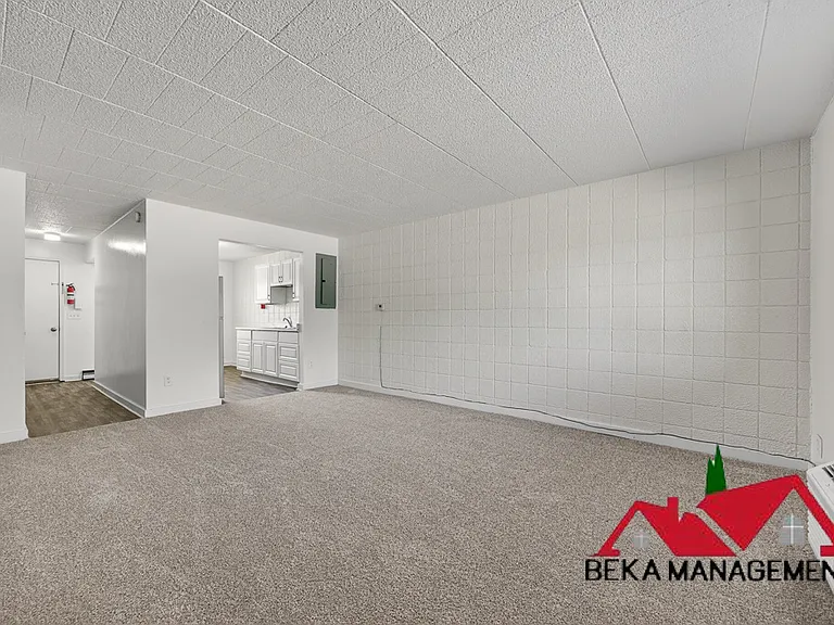 25199 Orchid St — Photo 9