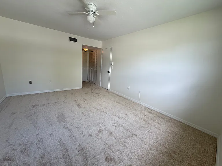 4900 Biscayne Dr #MAIN — Photo 6