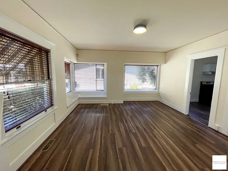 1110 Lincoln Ave — Photo 8
