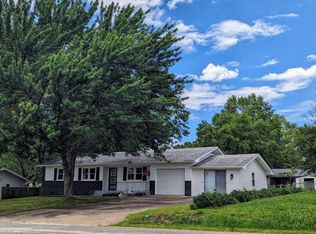117 W Craig St, Stockton, MO 65785