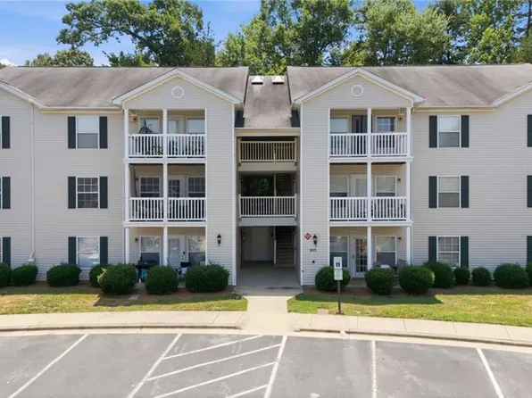 903 Hanahan Ct Unit 2A, Greensboro, NC 27409