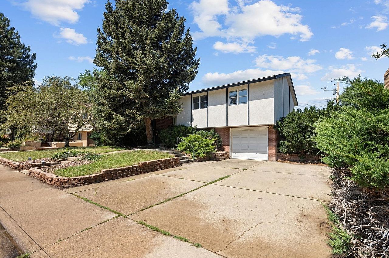 4256 Graham Ct - Photo 3
